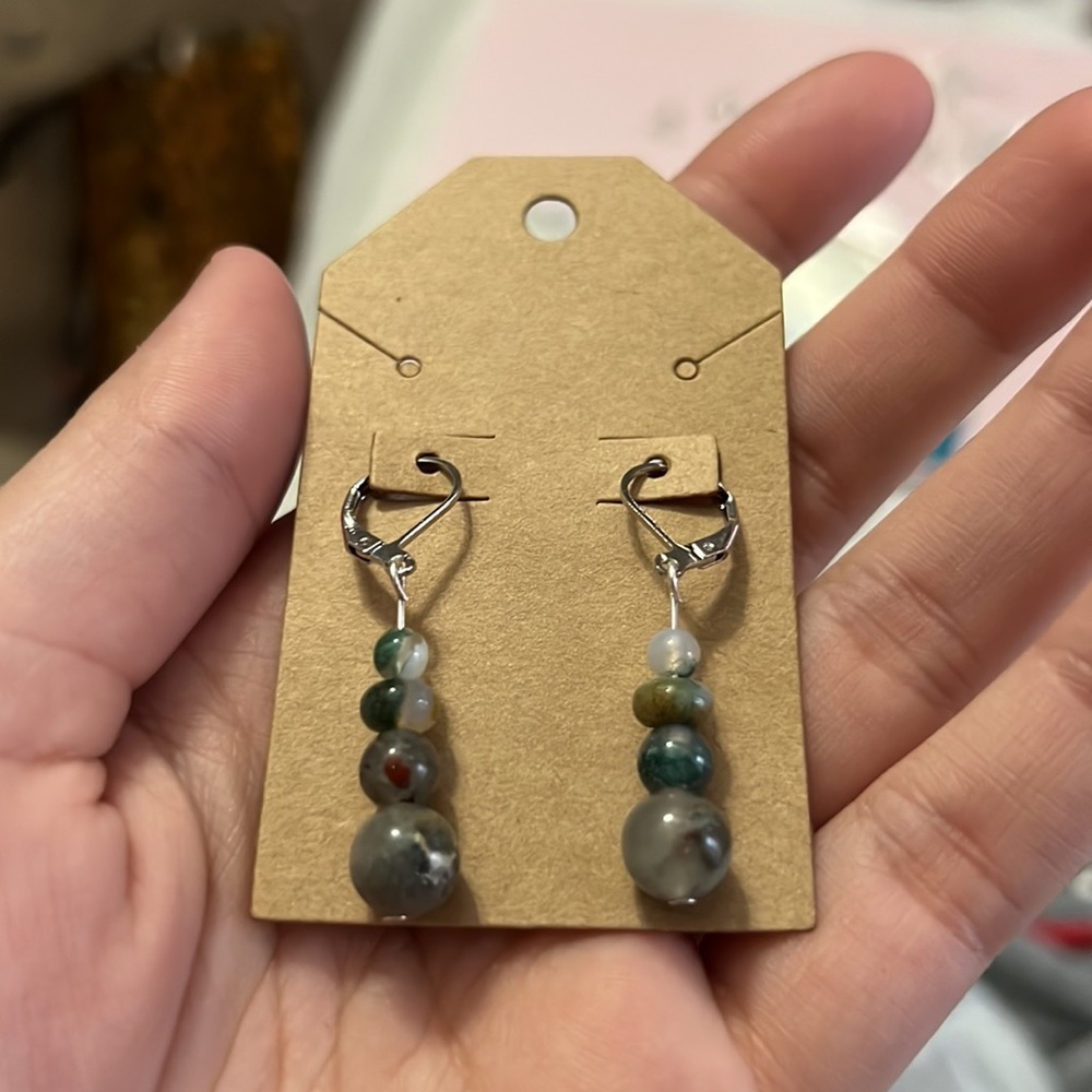 JASMINE HUGGIE HOOPS